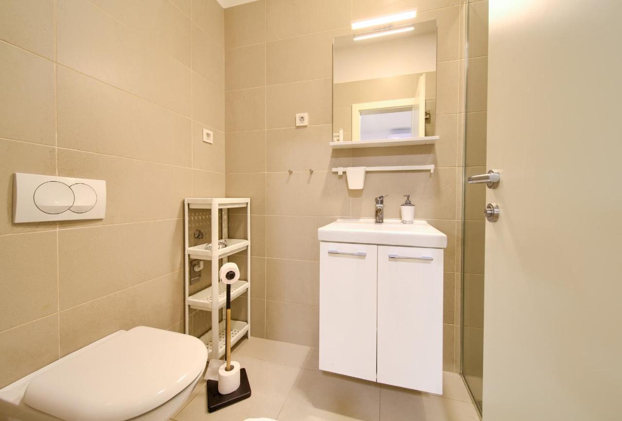 Logo Apartments 5 Min Walk To Main Square Zagreb Bagian luar foto